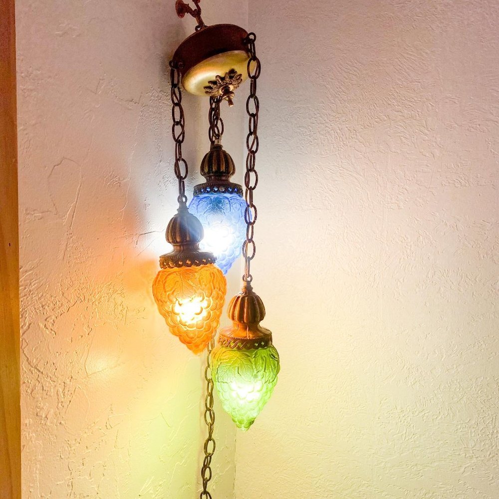 Rare Vintage Midcentury Grape Swag Light Fixture - Picture 6 of 11
